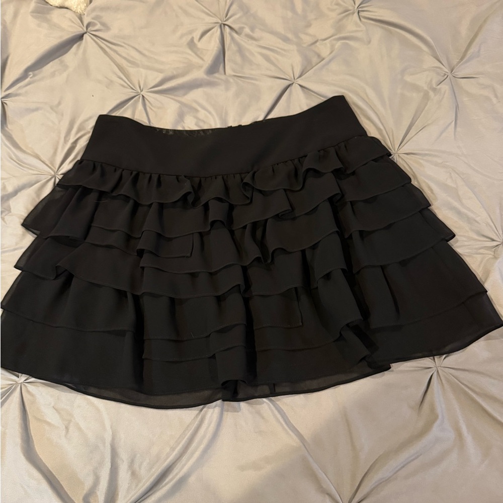 Express Design Studio Elegant Black Ruffled Skirt